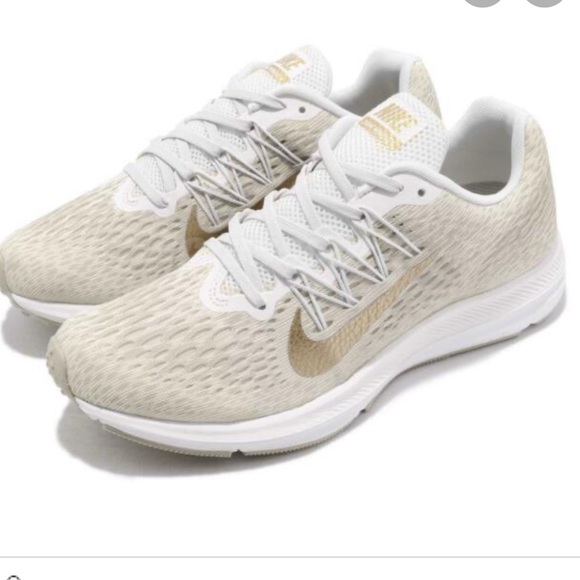 nike zoom winflo 5 running shoes